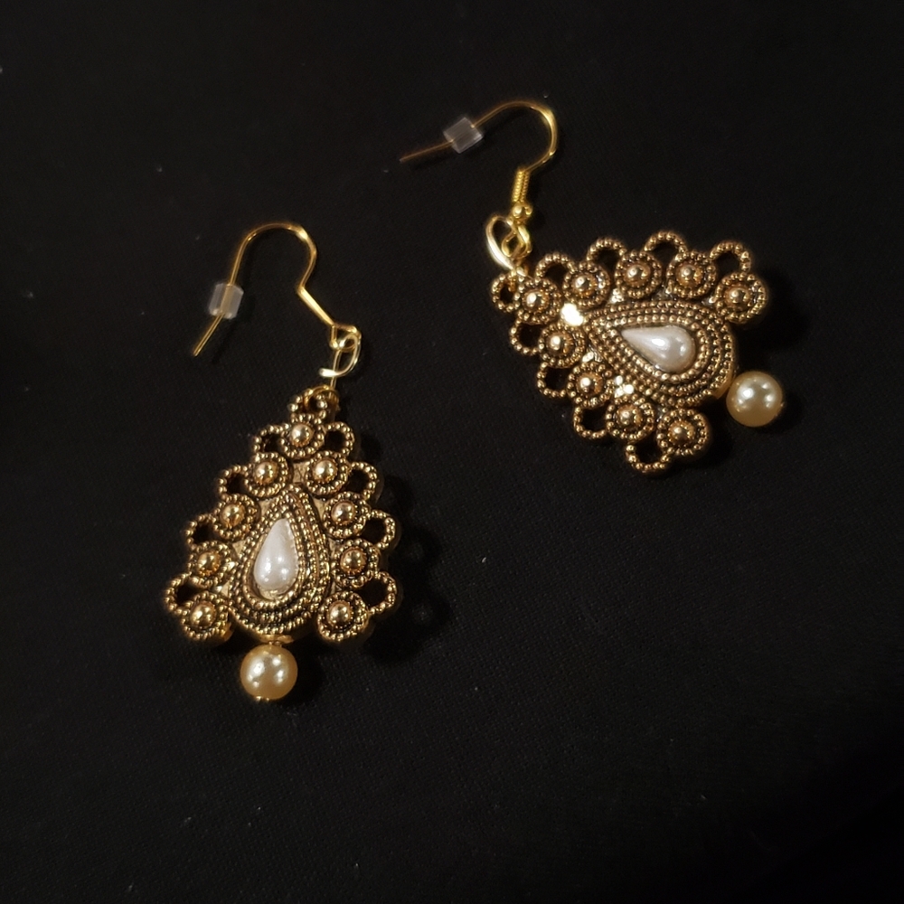 Handmade earrings - dangly